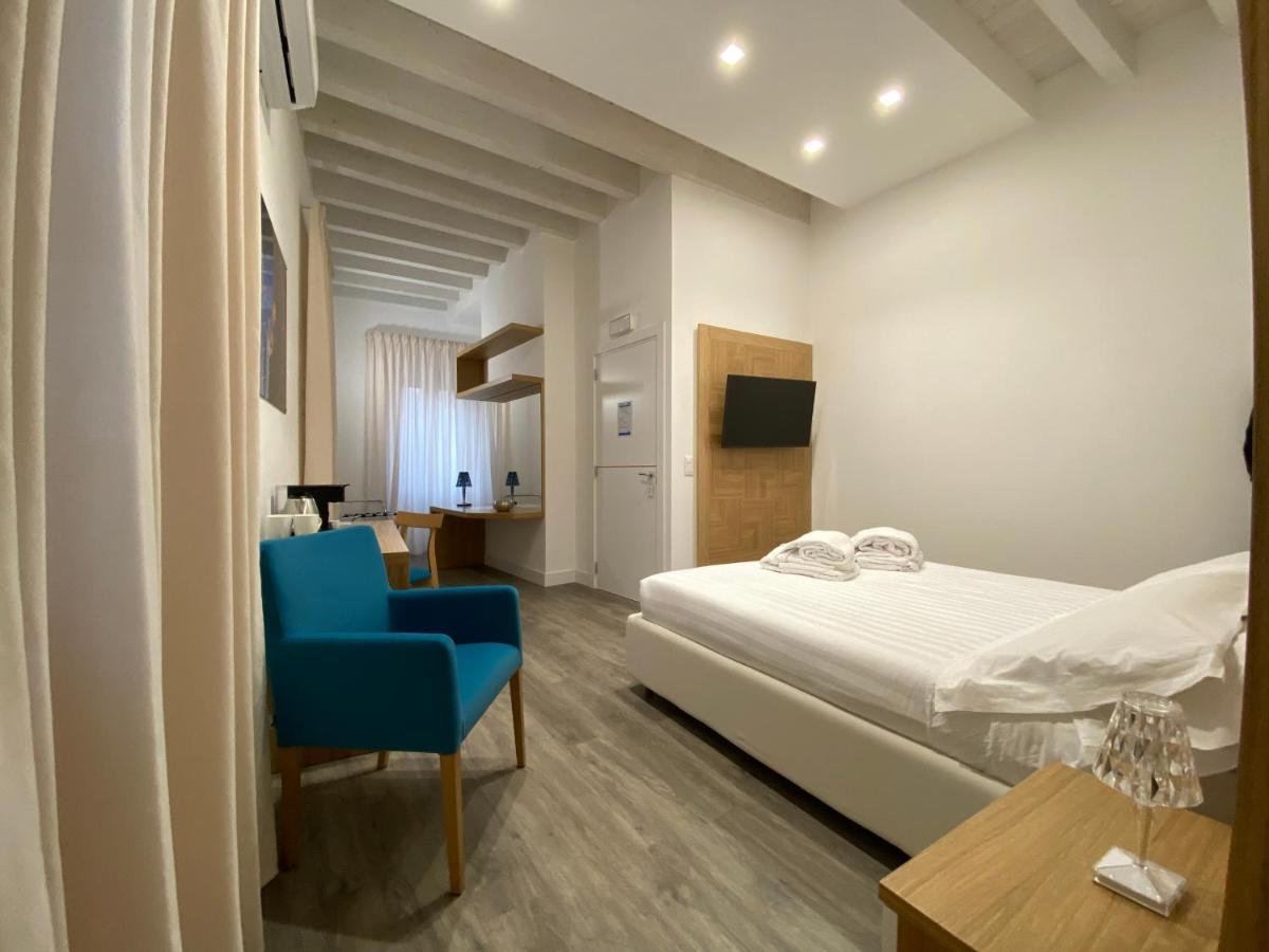 Star Suite Taranto Exterior foto